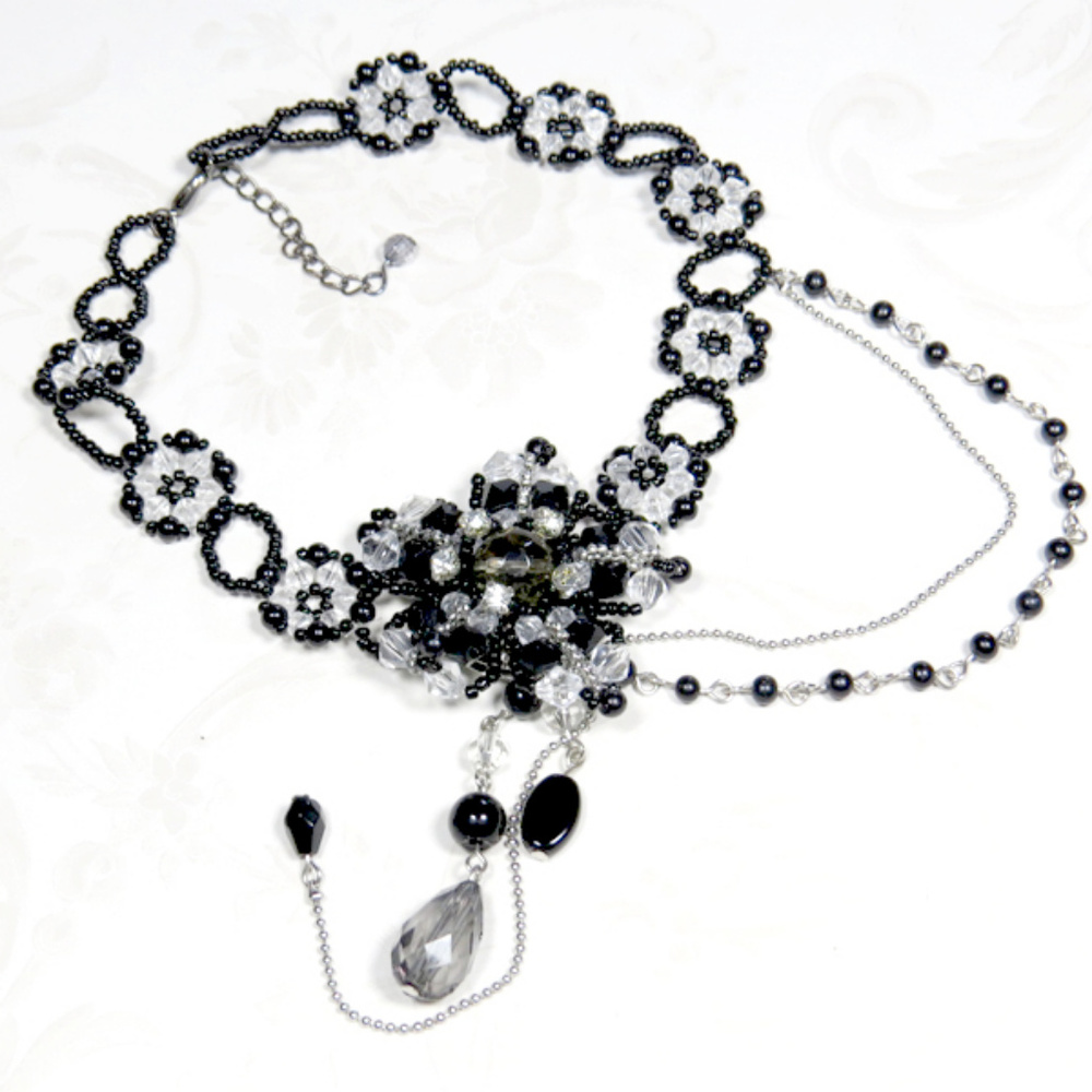 Black/White Necklace with strands/dips design